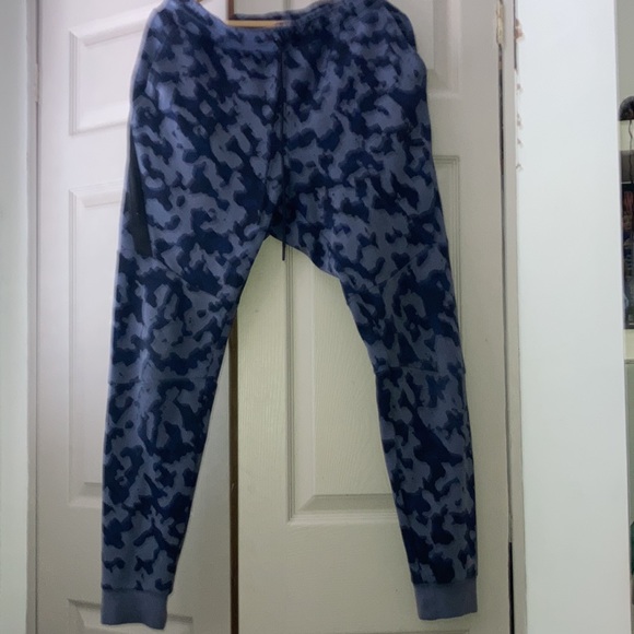 Nike tech fleece camo tracksuit - Picture 4 of 4